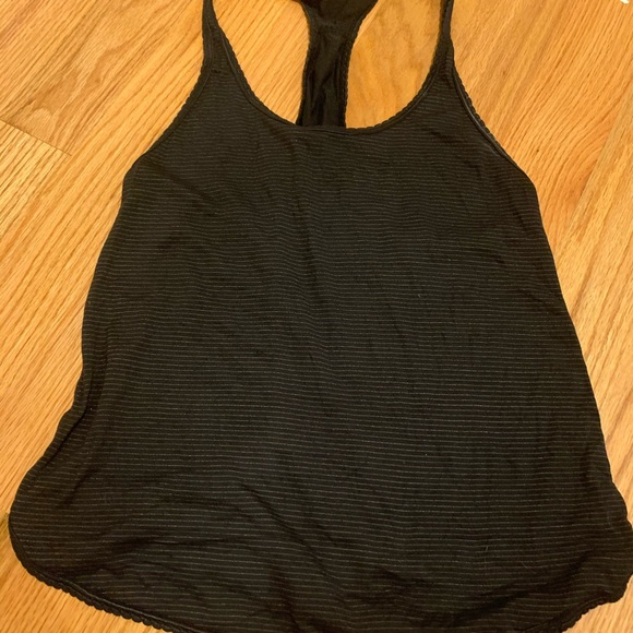 LULULEMON - black racerback tank - Picture 2 of 4